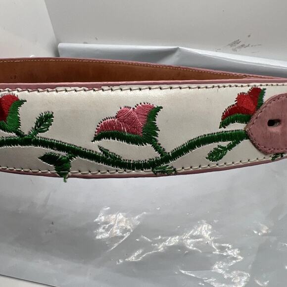 Aguila Real Leather Pink Caiman Tail Embroidered Flowers Belt Rare Size 32‎ - Picture 8 of 16
